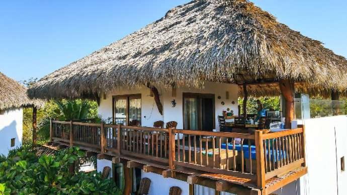 Hotel Bajito Bay Тронконес Екстериор снимка