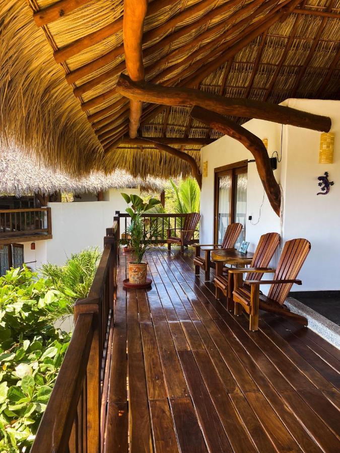 Hotel Bajito Bay Тронконес Екстериор снимка